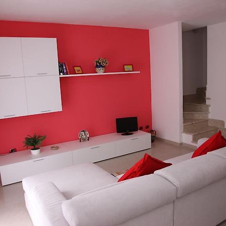 King'S Residence Balestrate Habitación foto
