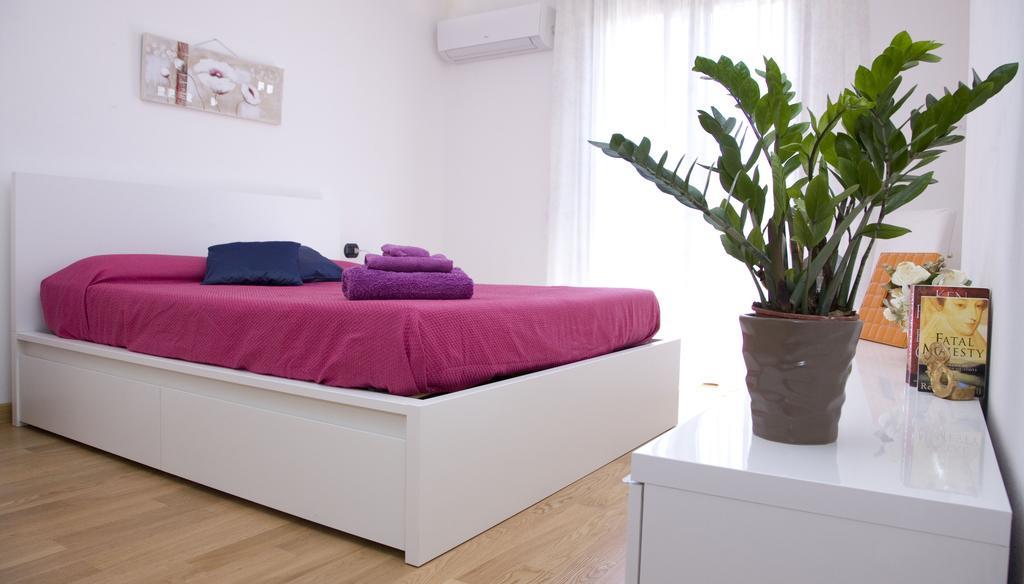 King'S Residence Balestrate Habitación foto