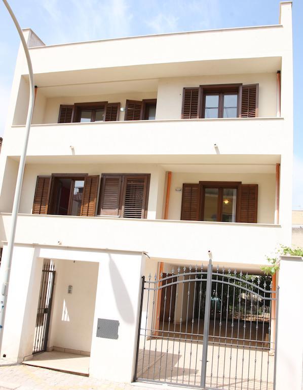 King'S Residence Balestrate Habitación foto